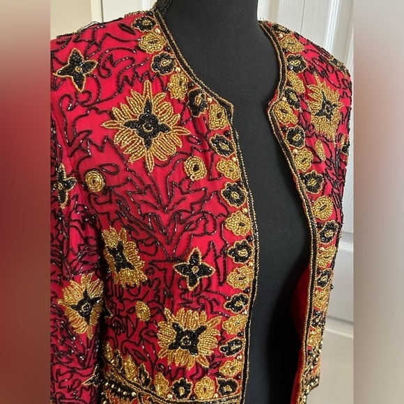 🌟Vintage Papell Boutique Red Silk Heavy Beaded Holiday Costume Formal Jacket S - Picture 5 of 8